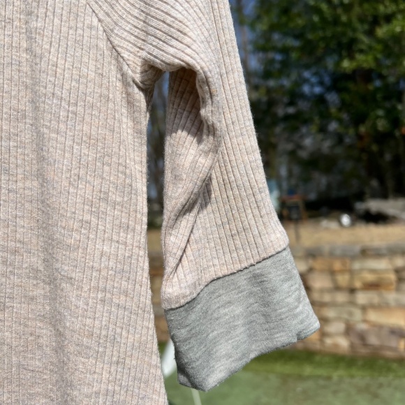 ERGE Designs Three-Quarter Sleeve Top - Picture 4 of 12